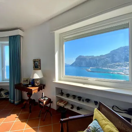 Livia 別荘 カプリ